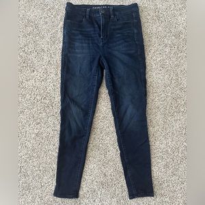 Women’s American Eagle Super Stretch Skinny Jeans, Size 4